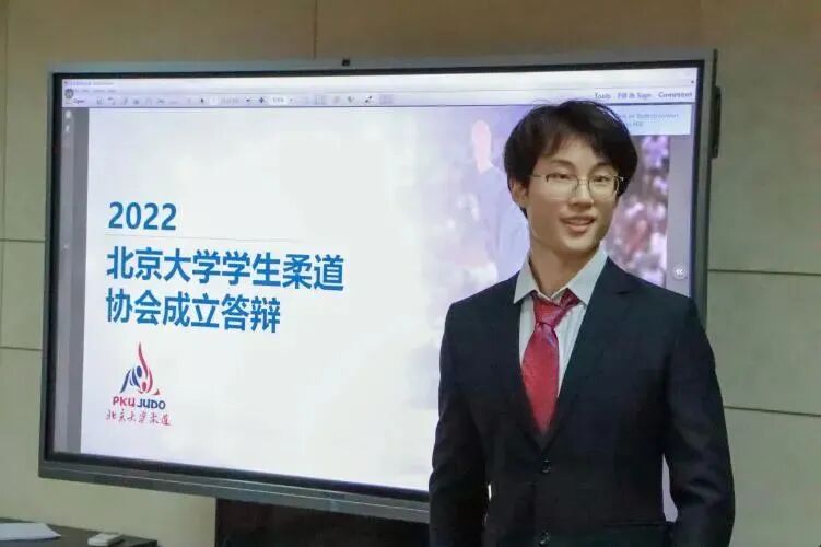 杨晓勇：在二中的蜕变，在北大的精彩