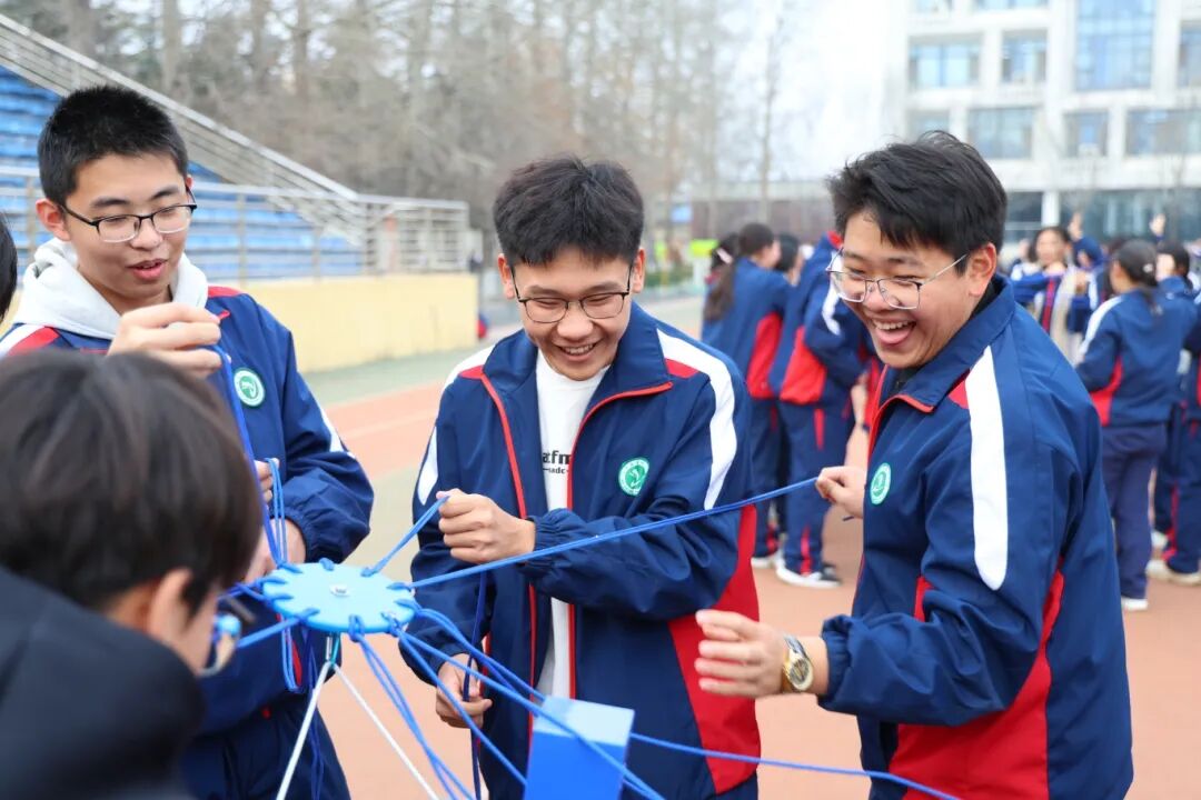 昌乐二中|271教育：我校高一年级组织开展学生素质拓展活动