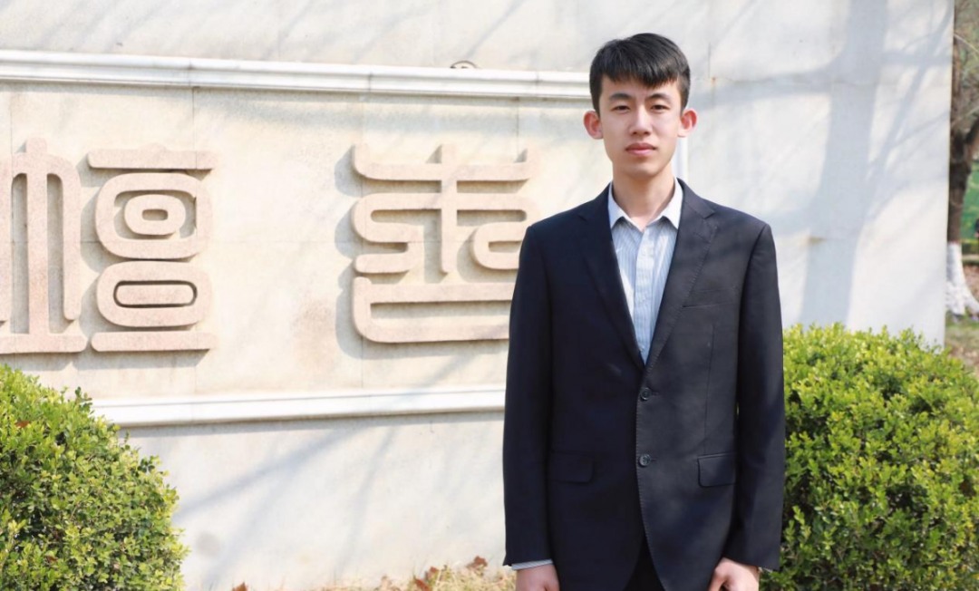 271教育|【榜样力量】王鹏：从青衿新人到杏坛中坚的蜕变之旅