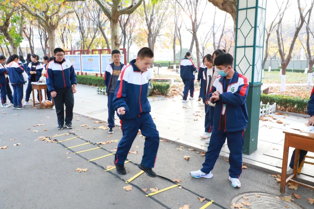 挑战无极限 炫出我风采——昌乐二中举办第十五届校园吉尼斯挑战赛