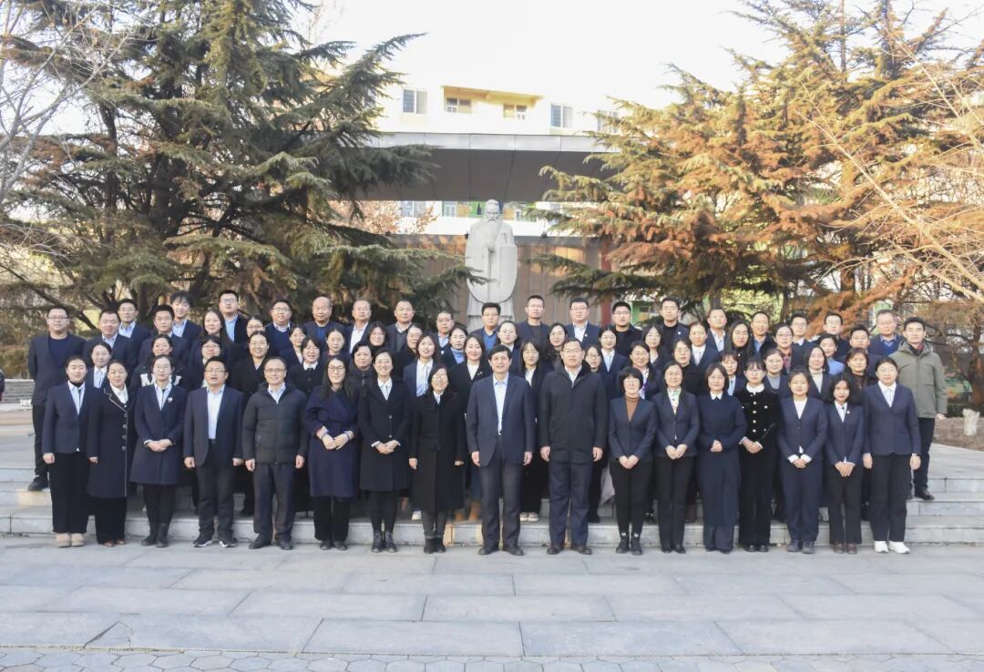 271教育|肩鸿任钜踏歌行，笃行实干玉汝成——山东省昌乐二中语文学科2024年度总结