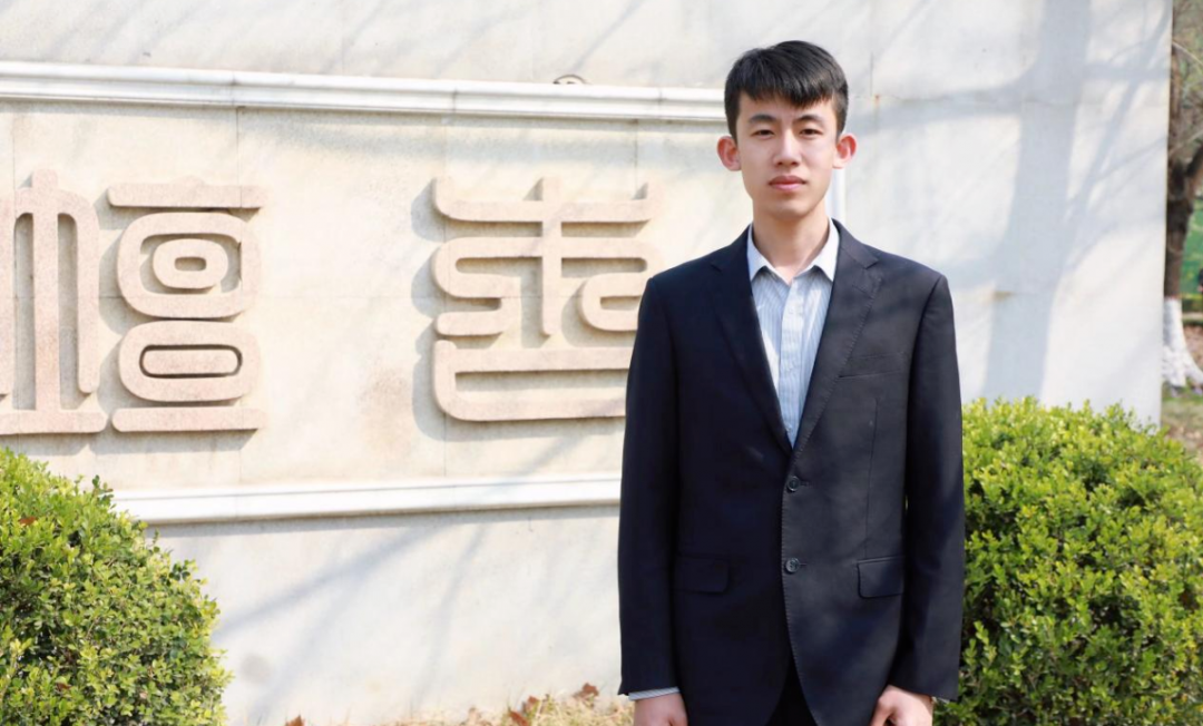 271教育|【榜样力量】王鹏：从青衿新人到杏坛中坚的蜕变之旅