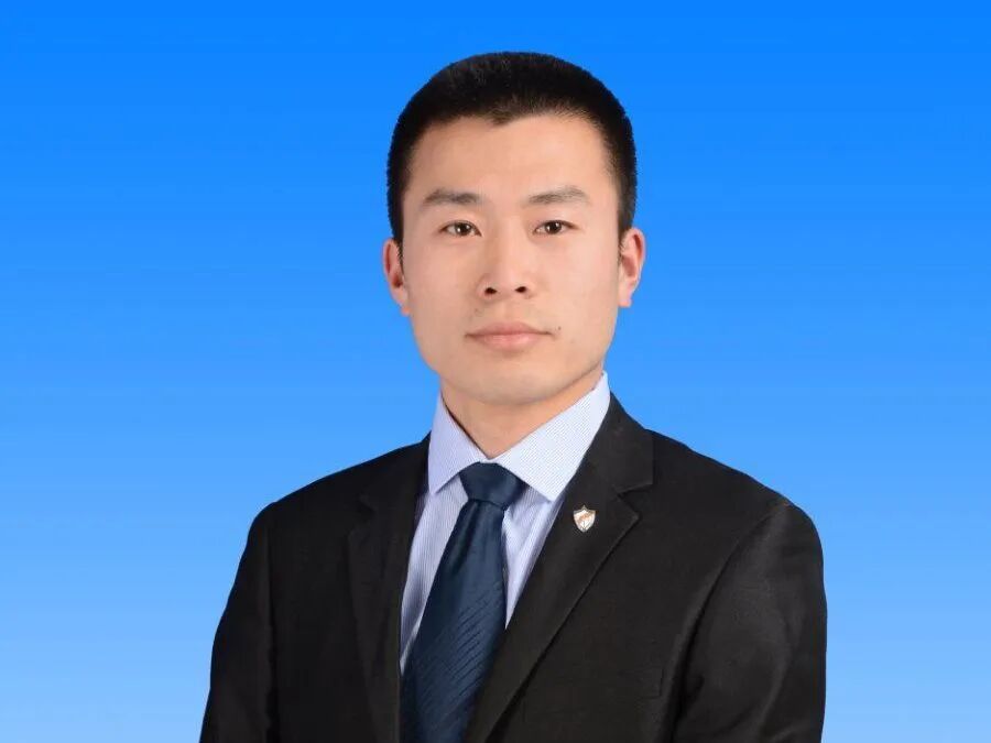 271教育|【青春榜样】赵俊平：躬耕教坛守初心  匠心育人勤耕耘