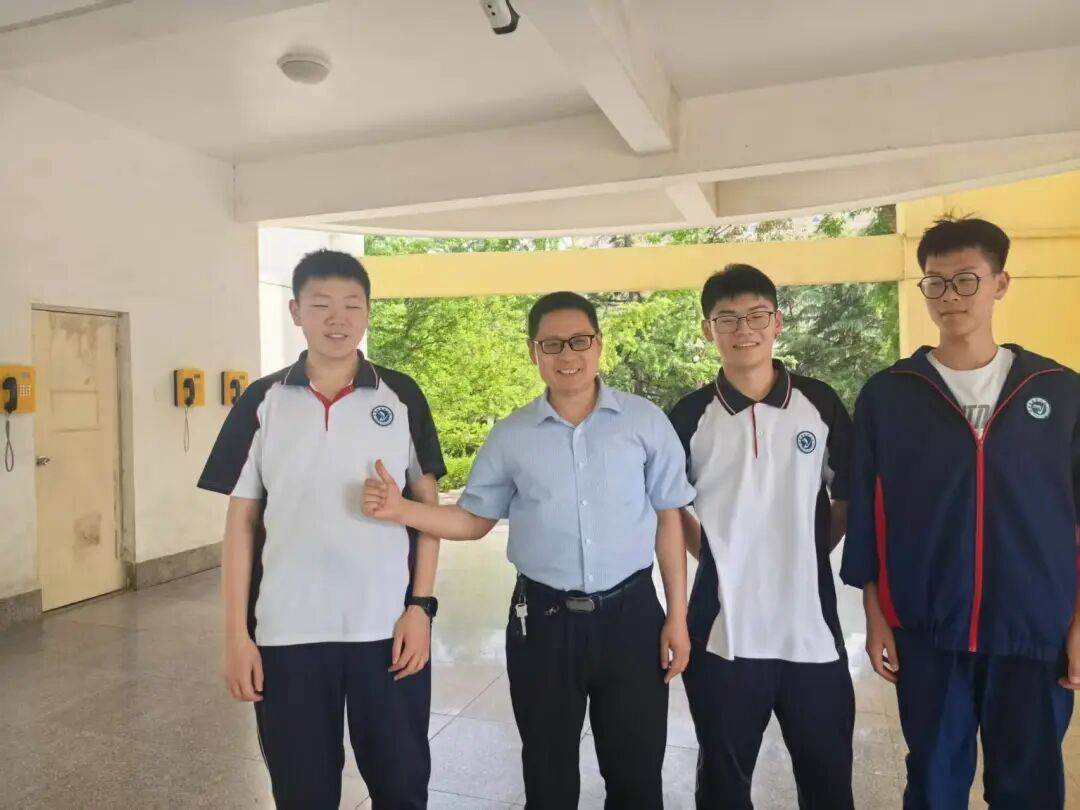 271教育|昌乐二中：我校开展“5·21”赞美日活动